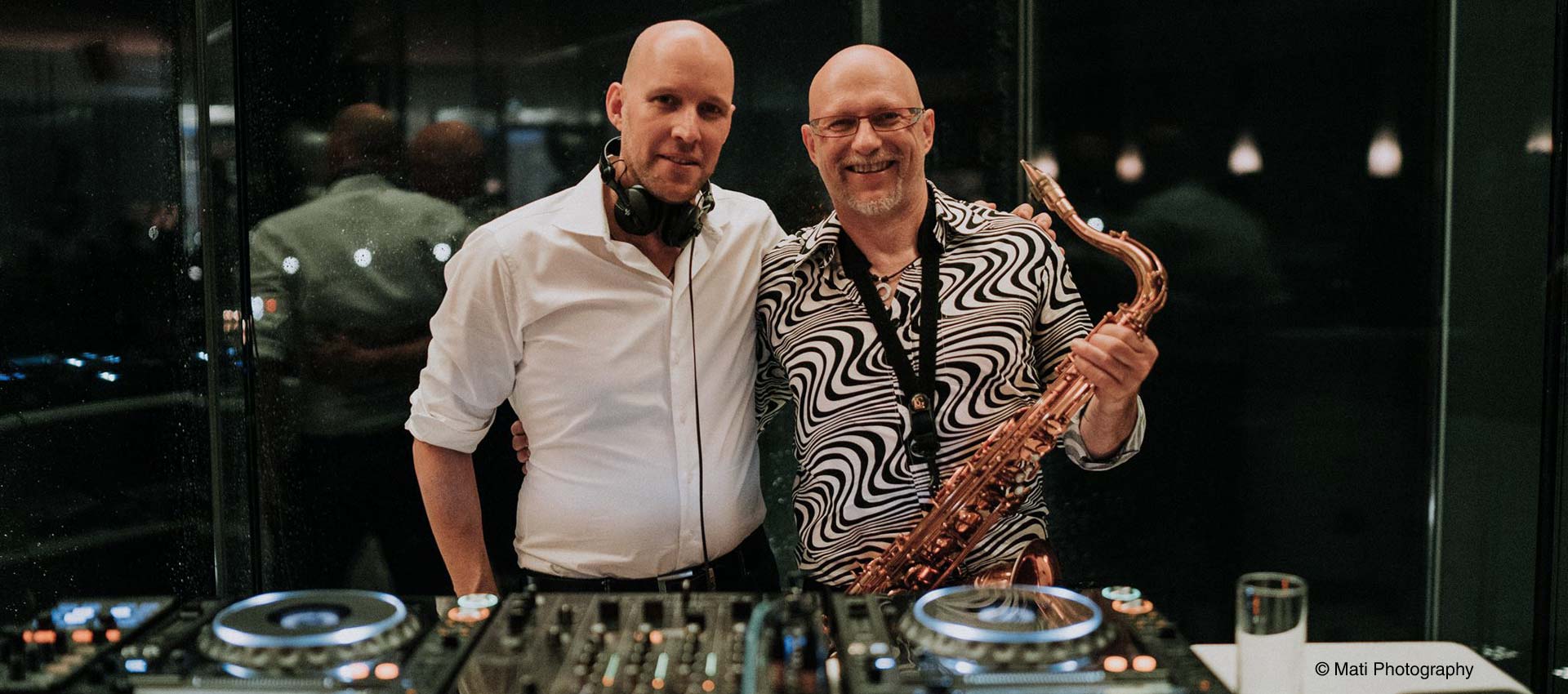 S7 – DJ & SAX – Hauptbild